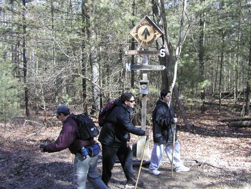 20020218-1130-North_or_South