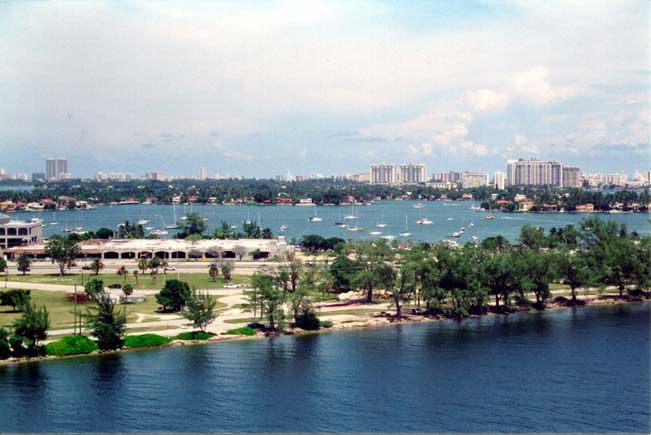 20020901-05-PortOfMiami