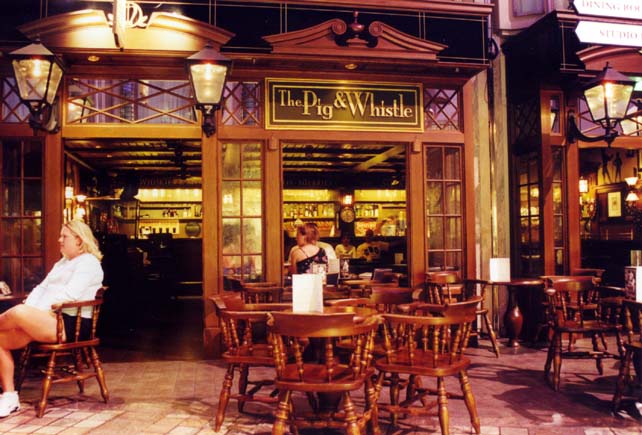 20020901-22-PigAndWhistle