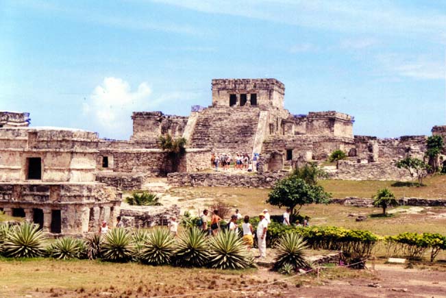 20020906-03-TulumCastle