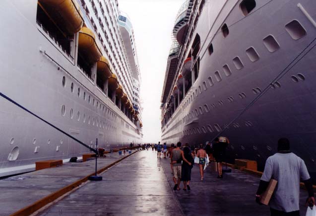 20020906-50-TwoShips